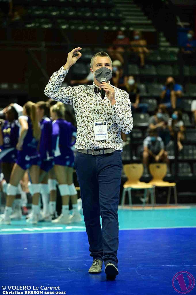 Yoan, ambianceur et DJ officiel de la Fédération Française de volley