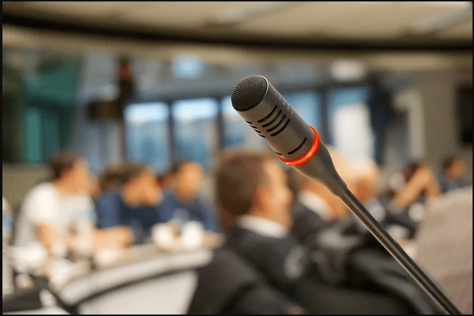 Microphone pour conférence d'entreprise à Lausanne en suisse